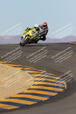 media/Dec-18-2022-SoCal Trackdays (Sun) [[8099a50955]]/Turns 9 and 10 Set 2 (1055am)/